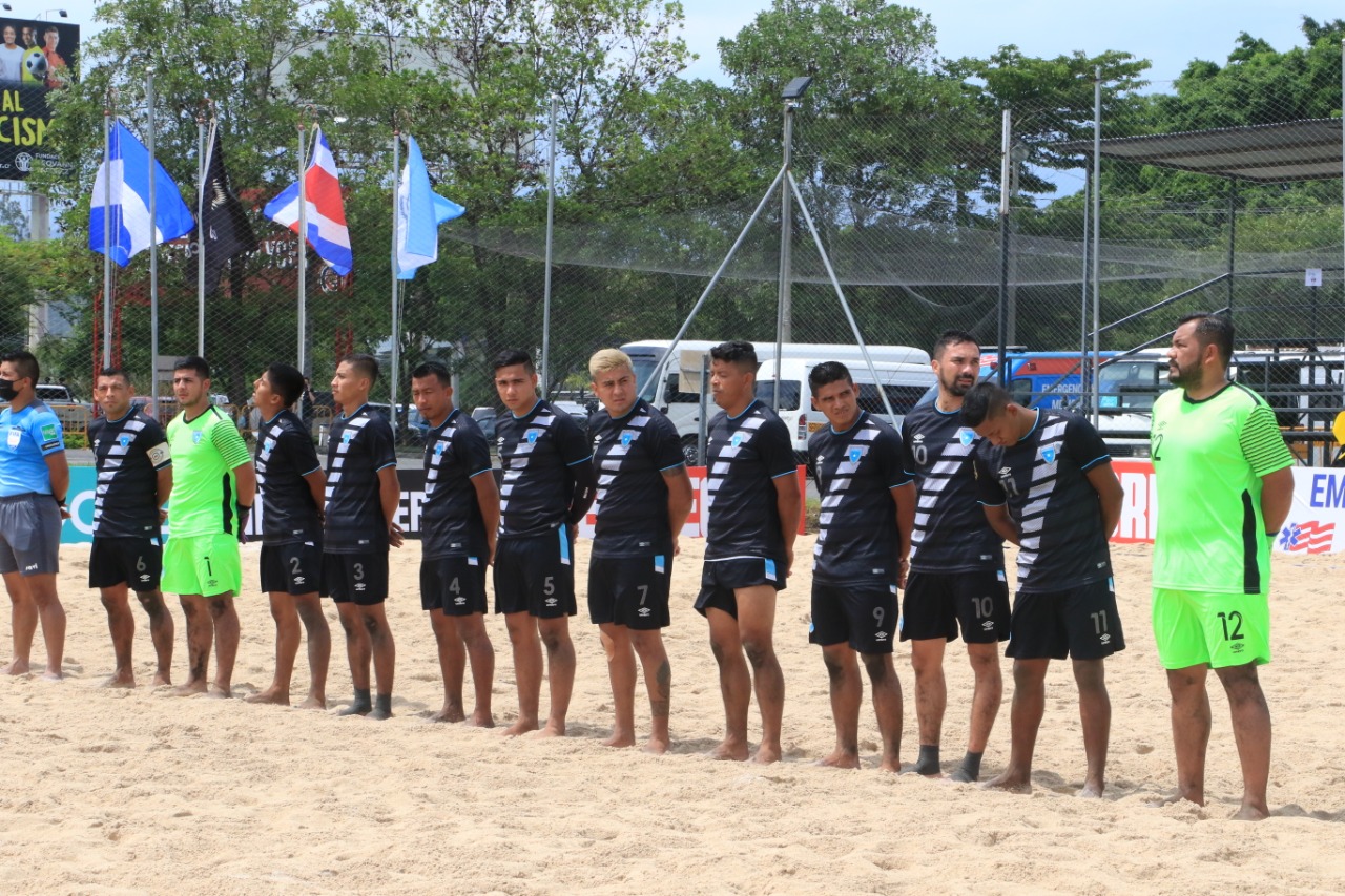 Guatemala cae ante El Salvador