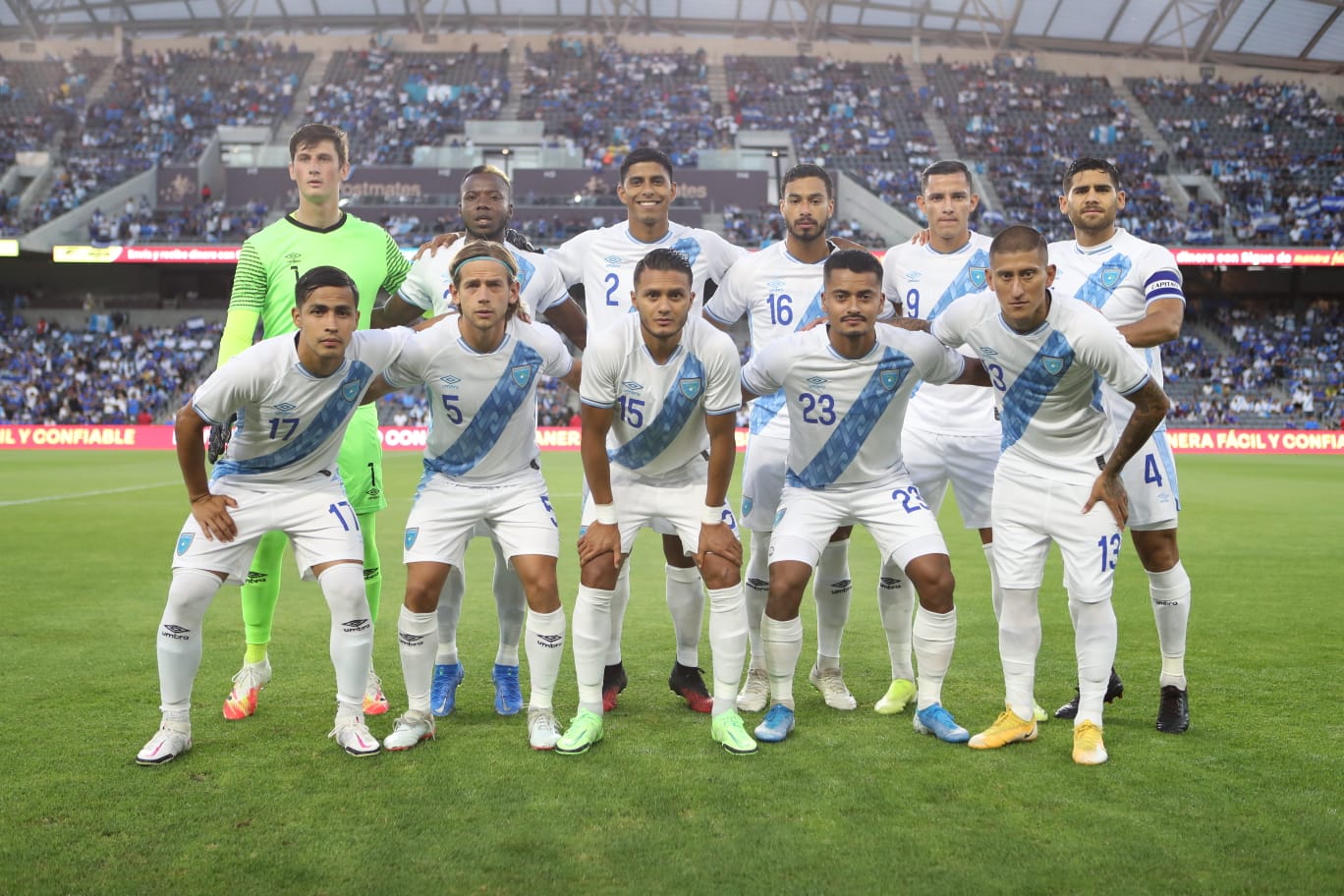 Guatemala y El Salvador firman un empate sin goles