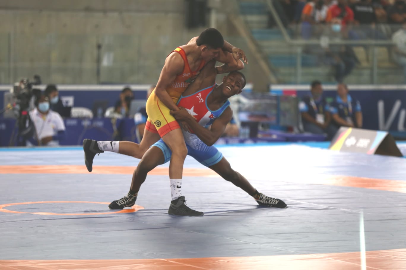 Valerio Fuentes gana medalla de plata en los Panamericanos (((VIDEO)))