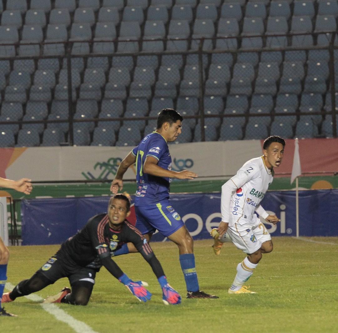 RESUMEN J19: Comunicaciones cede un empate ante Sololá