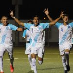 Guatemala gana, gusta y golea a El Salvador