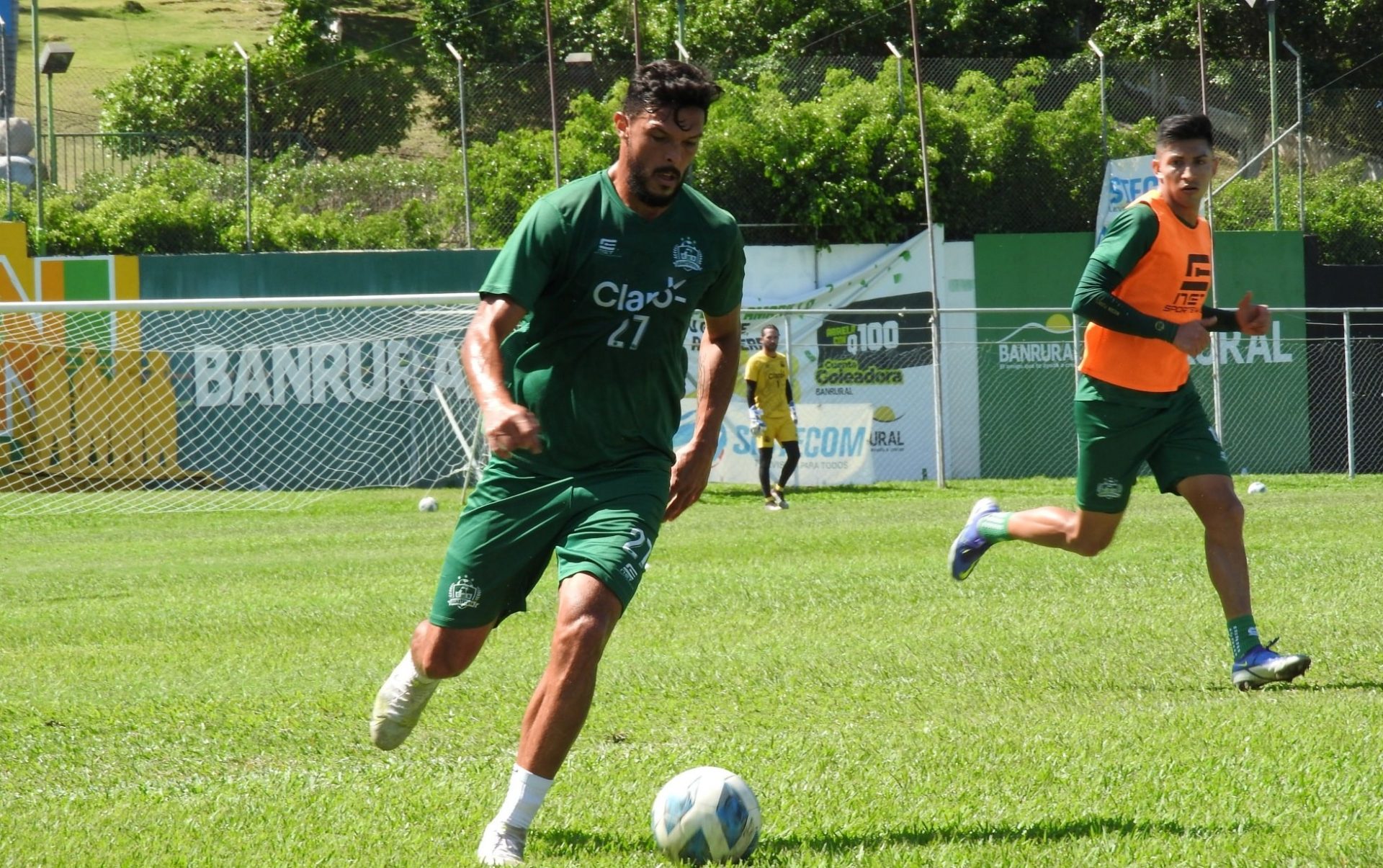 Luis Ángel Landín deja a Guastatoya para irse a Comunicaciones