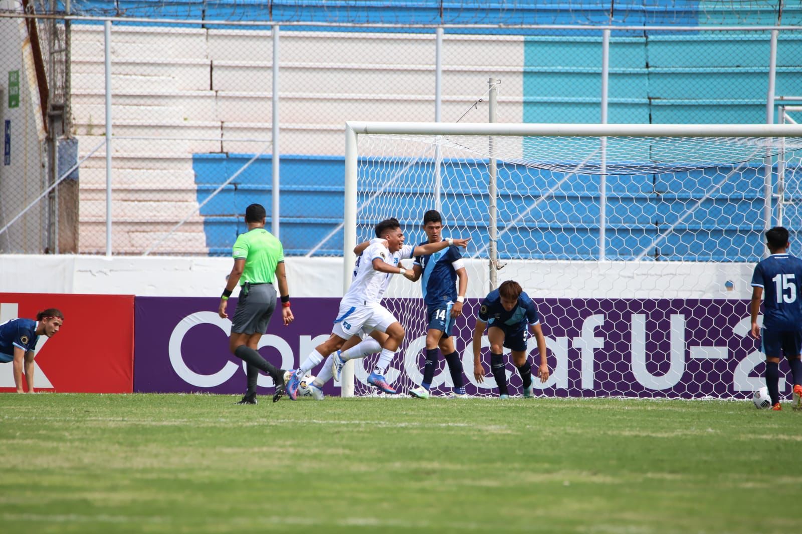 El Salvador le propina una goleada histórica a Guatemala