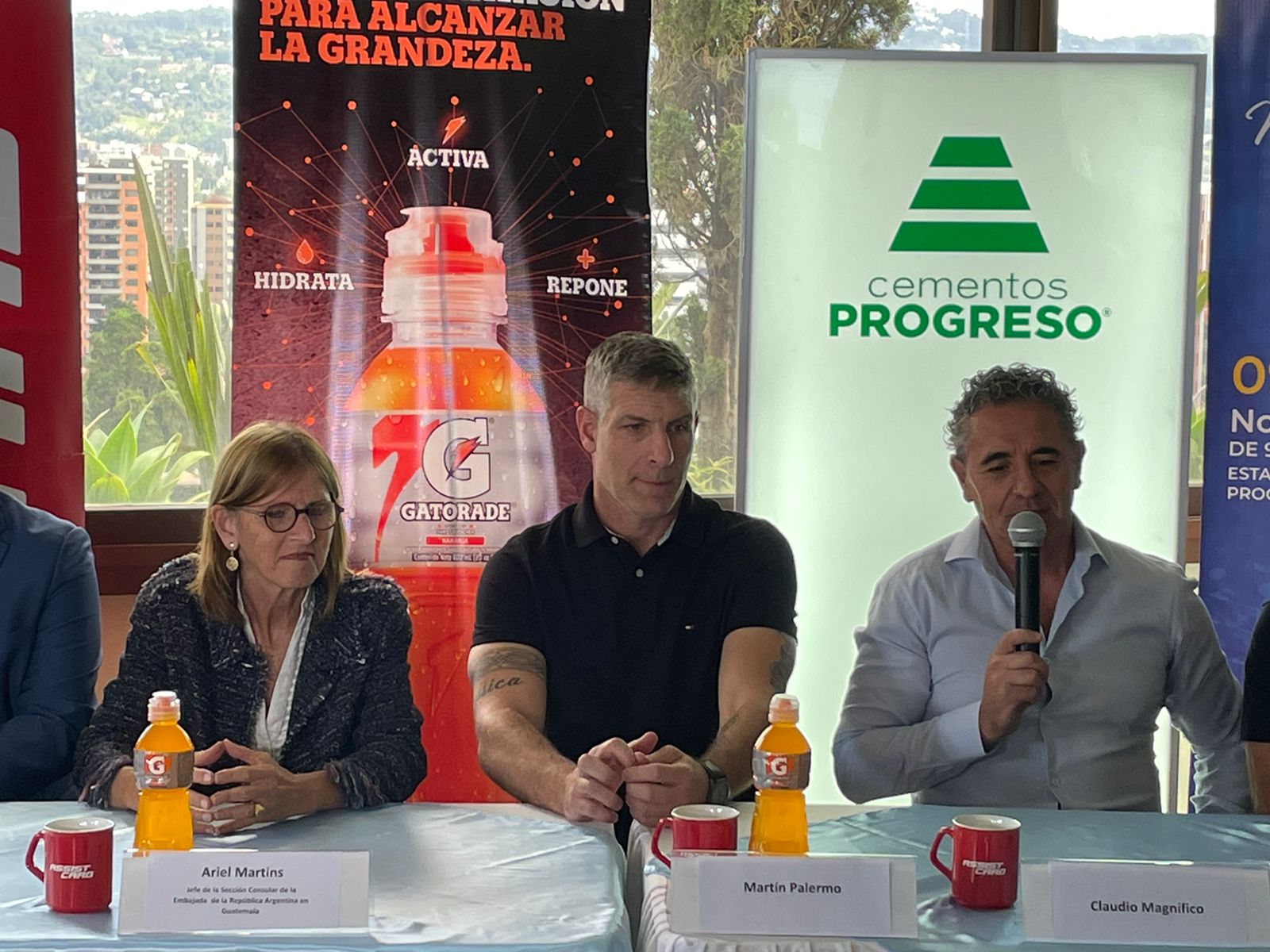 Martin Palermo está en Guatemala
