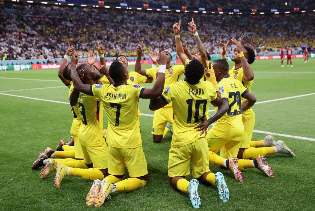Ecuador le empaña la fiesta a Qatar