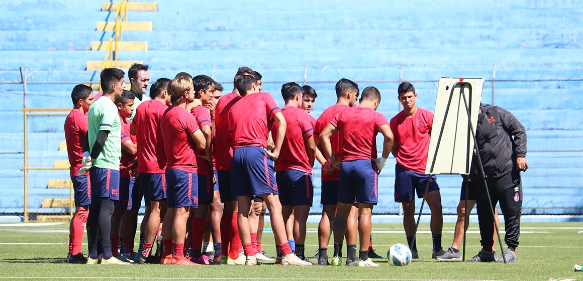 Rumbo a la final: Municipal y Antigua, van por el primer paso