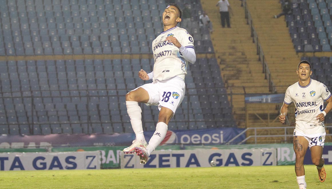 El fichaje del año: Oscar Santis cambiará a Comunicaciones