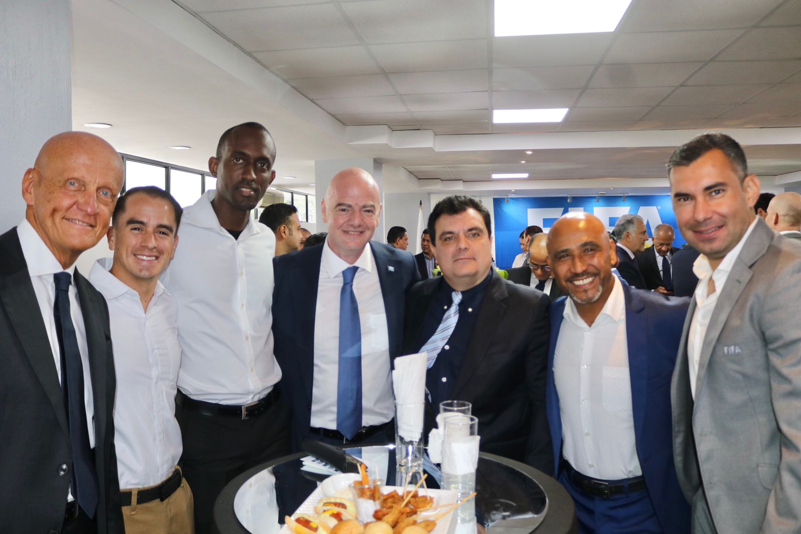 Guatemala nombrará un estadio con el nombre de Pelé