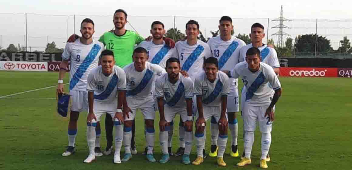 Luis Fernando Tena con novedades en la convocatoria ante Panamá