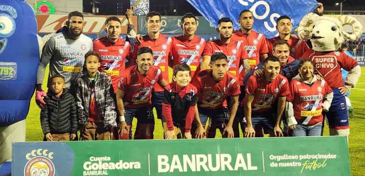 Xelajú MC triunfo ante Malacateco y se mantiene en el liderato