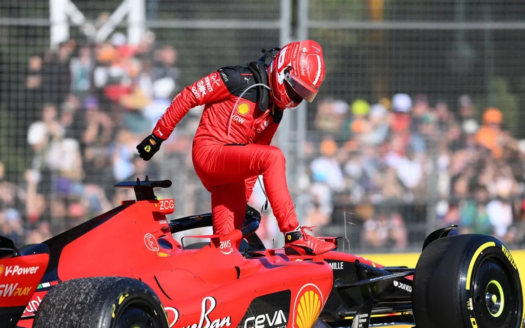 Charles Leclerc, gana la pole position en Azerbaiyán