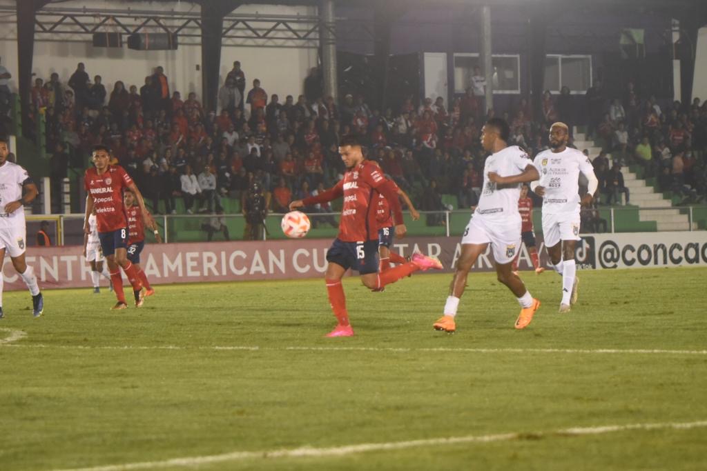 Independiente de Panamá goleó al FAS y saca al Olimpia de la Copa  Centroamericana