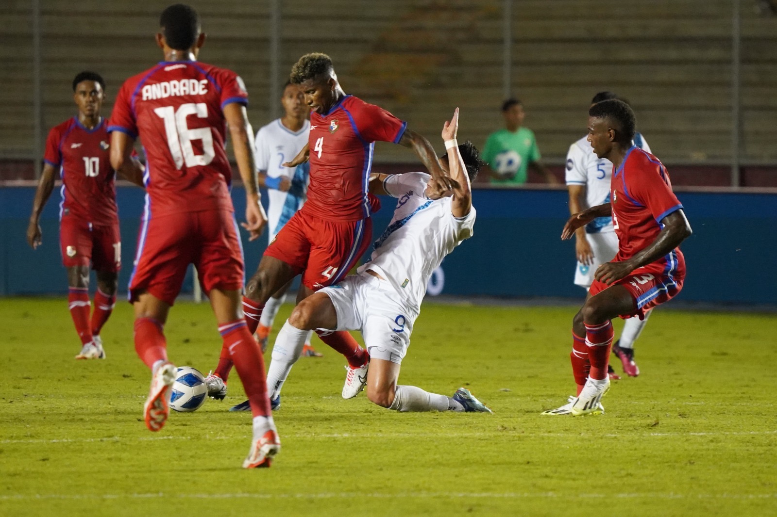 Guatemala cae en Panamá y se despide de la Liga de Naciones