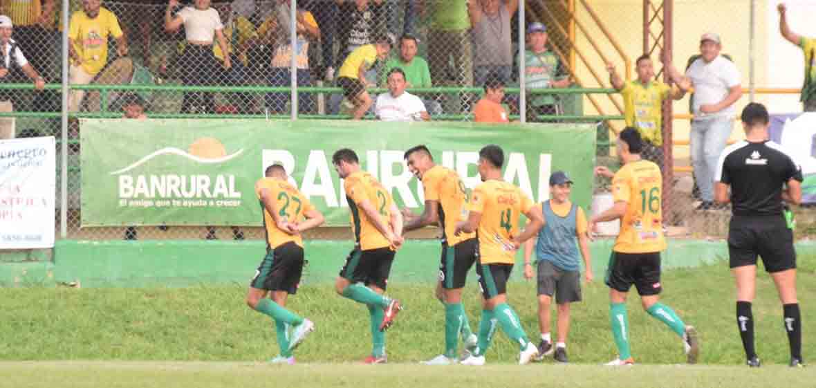 Guastatoya con importante ventaja ante Antigua