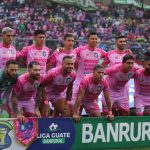 Así se vive la fiesta en el estadio Santo Domingo de Guzmán en Mixco