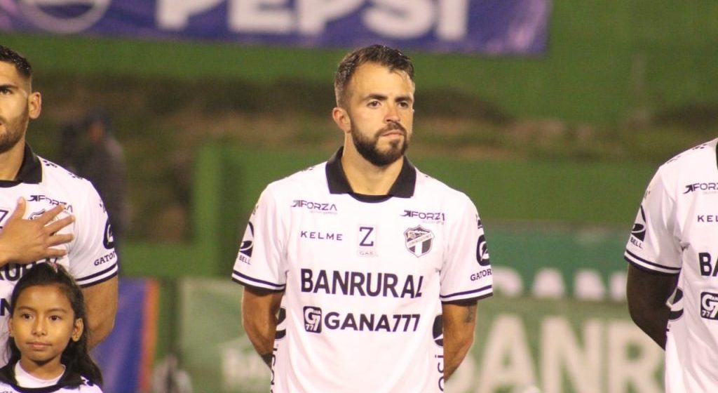 Oficial: Rodrigo Saravia jugará en Costa Rica