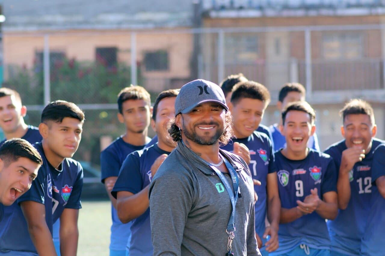 Así recordamos al fallecido Julio Ariz Leiva, ex futbolista y entrenador
