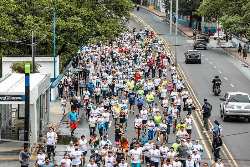 La carrera de Leyendas, en honor a Doroteo Guamuch Flores y Miguel Ángel Asturias