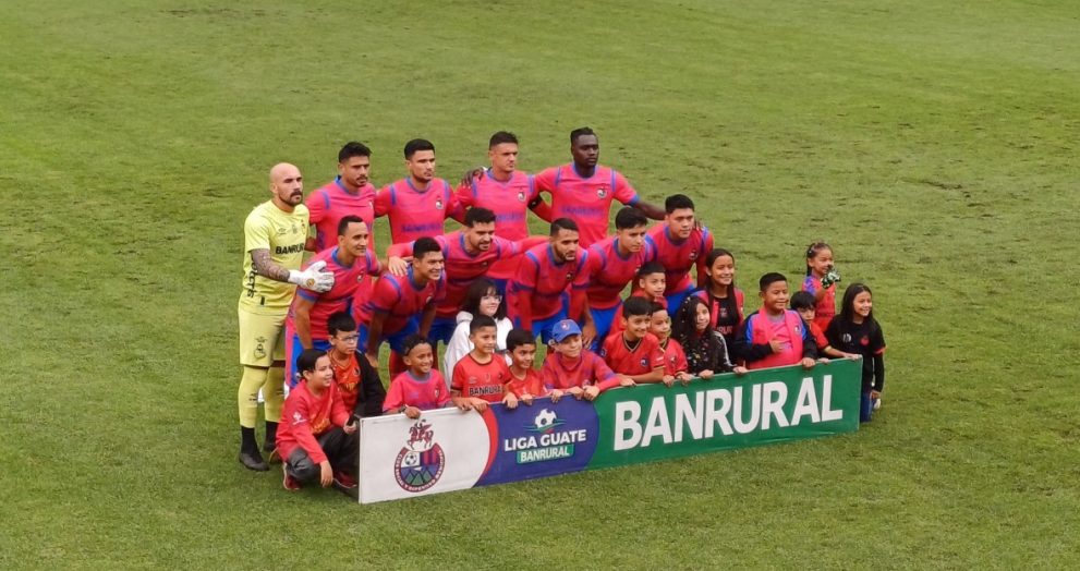 Municipal vence a Xinabajul para asumir el liderato del Torneo Apertura