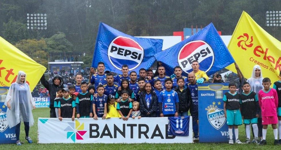 Cobán Imperial golea a Municipal y dará pelea por ganar la fase de clasificación