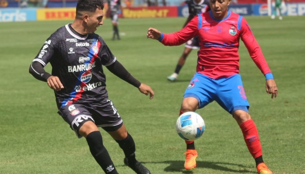 Municipal y Xelajú MC con intenso empate en la fecha 15 del Apertura