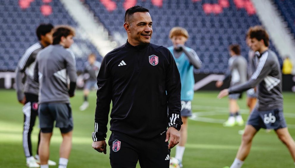 Técnico guatemalteco Luis Swisher sigue en ascenso en la MLS