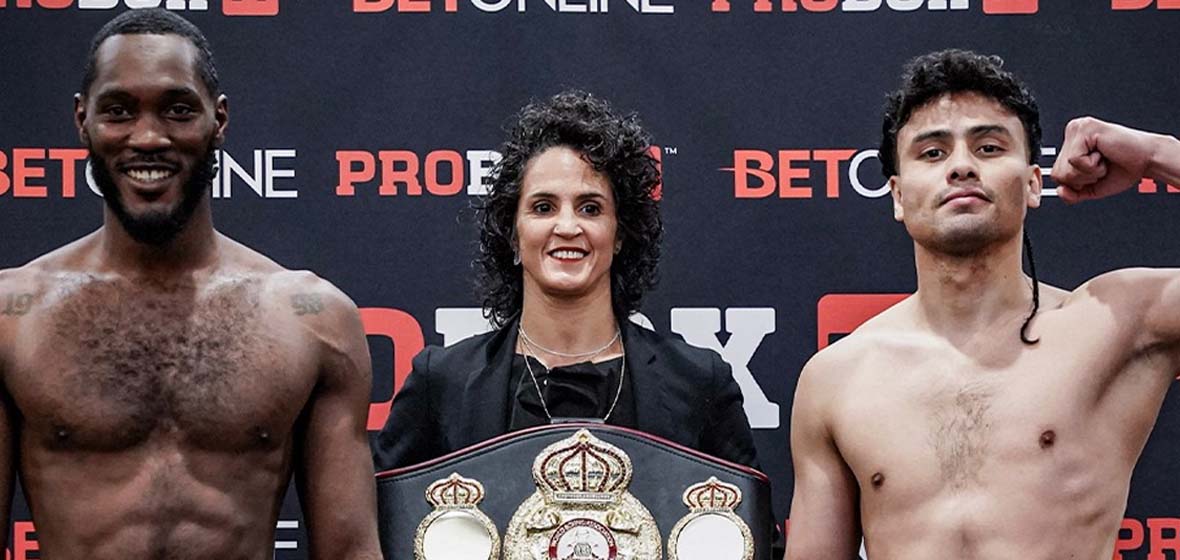 El guatemalteco Lester Martínez enfrenta Joeshon James en California