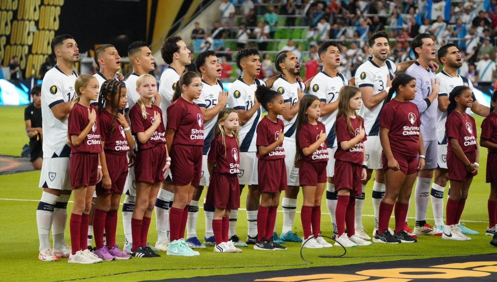 ¡Obligados a ganar! Luis Fernando Tena y el reto de Guatemala en Copa de Oro