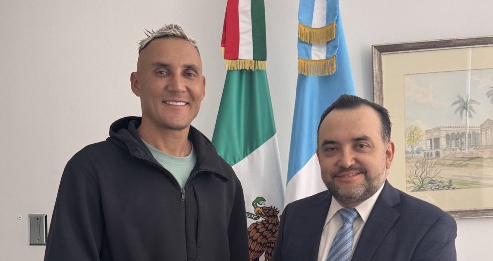 Keylor Navas visita Guatemala para gestionar visa rumbo a su nuevo reto en México