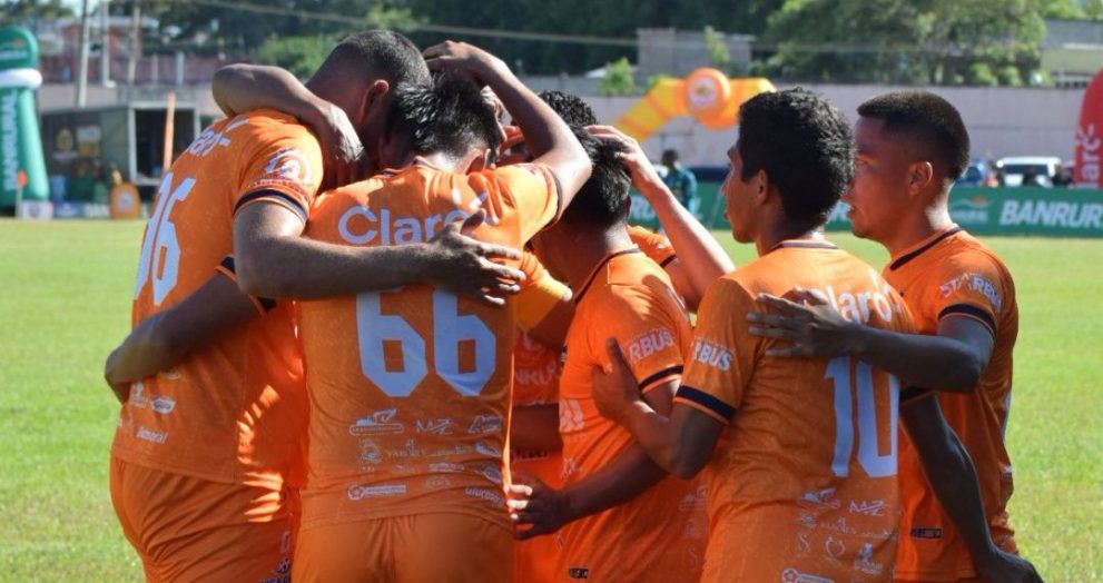 VIDEO | ¡John Oliveira encendido! Achuapa derrota a Antigua con doblete en Jutiapa