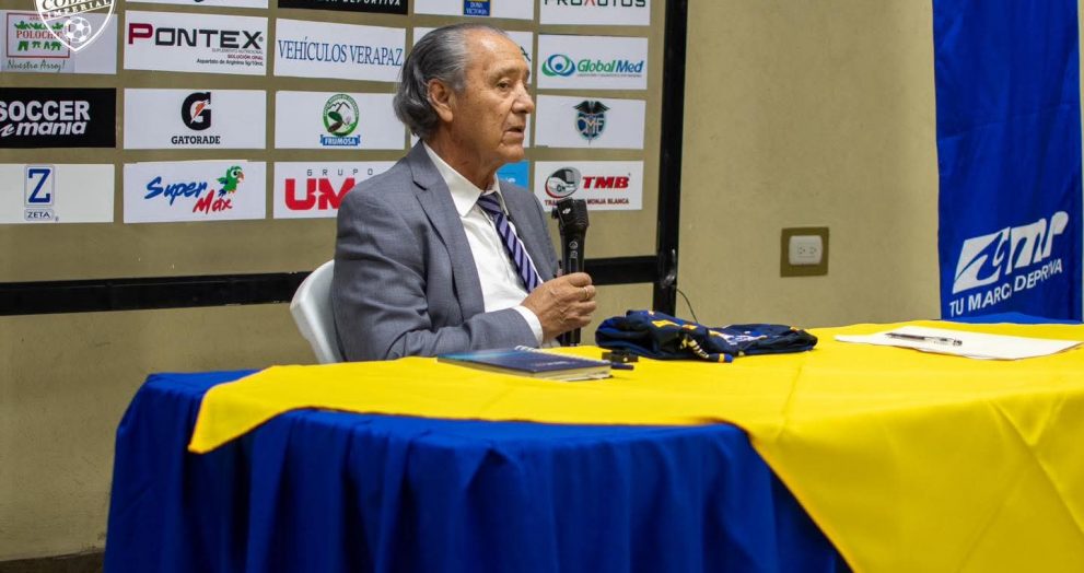 Cobán Imperial destituye al técnico mexicano José Luis Trejo