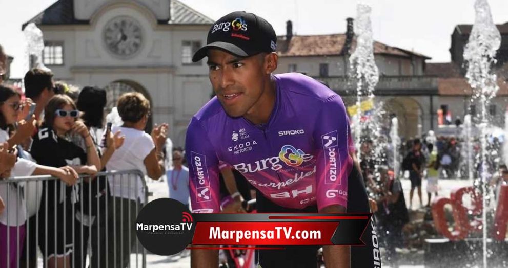 Sergio Chumil completa la primera etapa de la Vuelta a España 2025