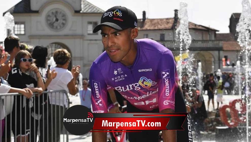 Sergio Chumil completa la primera etapa de la Vuelta a España 2025