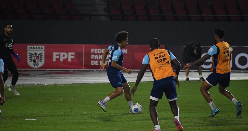 Guatemala arriba a Panamá en búsqueda de resarcirse en la Eliminatoria
