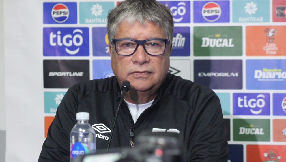 “El que quiera ir al Mundial tiene que superar todo”: Bolillo Gómez previo a Guatemala
