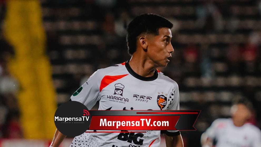 Nelson Andrade destaca en el fútbol de Costa Rica