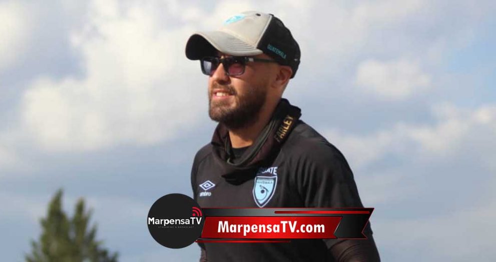 El DT de Guatemala analiza el juego ante Brasil