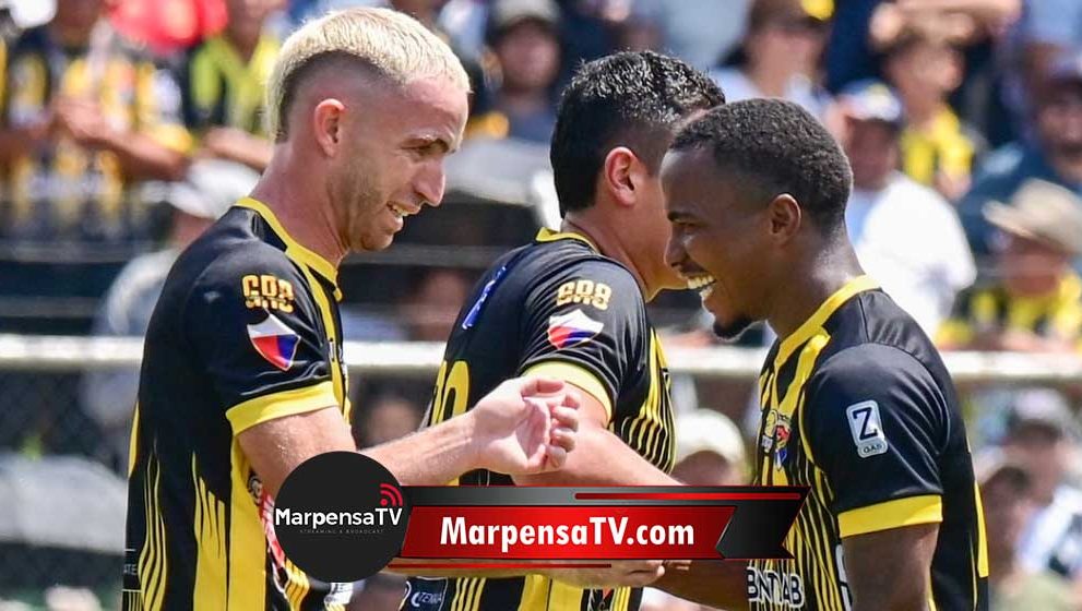 Aurora termina con el invicto de Municipal en la jornada 13 del Apertura