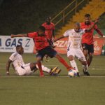 Comunicaciones y Municipal empatan en el Clásico Nacional