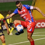 El volante de Xelajú MC, Jorge Aparicio, expresó su emoción tras el dramático triunfo del conjunto altense ante Real España de Honduras, una serie que los Chivos empataron en el último minuto y ganaron de forma épica en los penales.