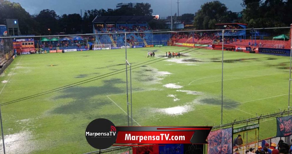 Esto sucedió con el partido entre Municipal y Cobán Imperial por la fecha 14