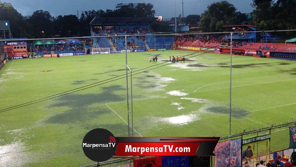 Esto sucedió con el partido entre Municipal y Cobán Imperial por la fecha 14
