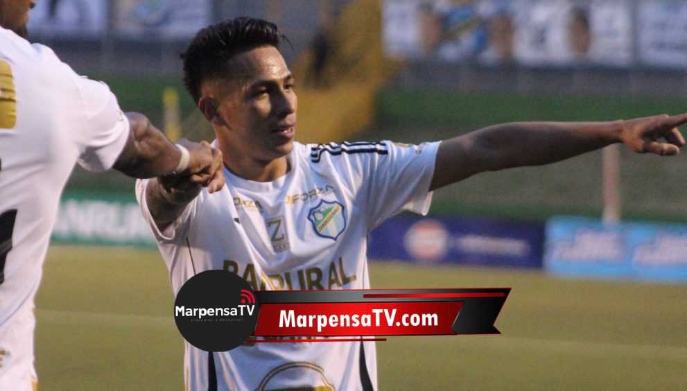 Comunicaciones vuelve al triunfo ante su gente frente a Achuapa