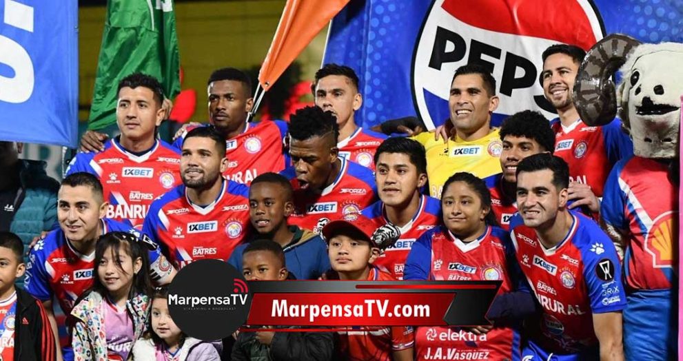 Xelajú MC pierde en la mesa con Municipal por alineación indebida