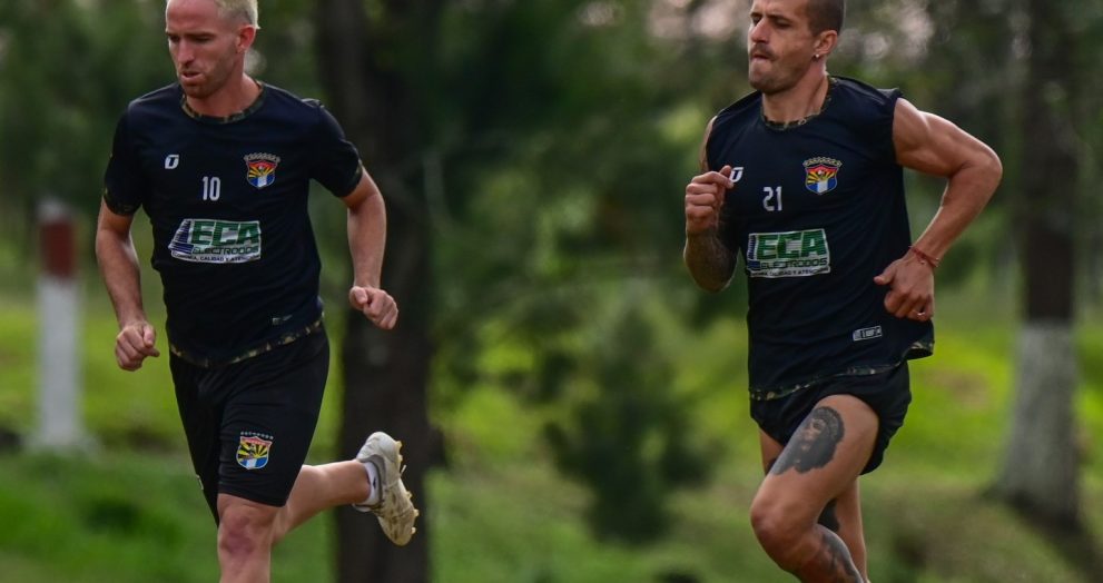 Aurora por la historia; y Antigua por la defensa, abren la semifinal en Amatitlán