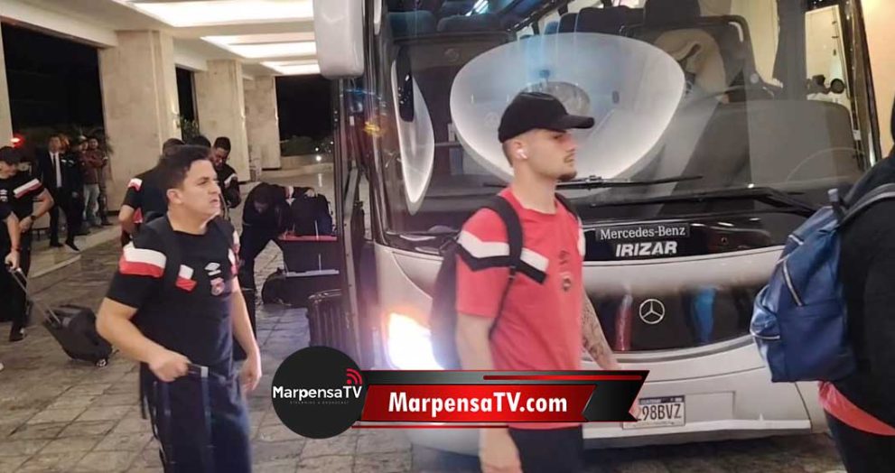 Alajuelense arriba a Guatemala con todo su plantel para enfrentar a Xelajú MC