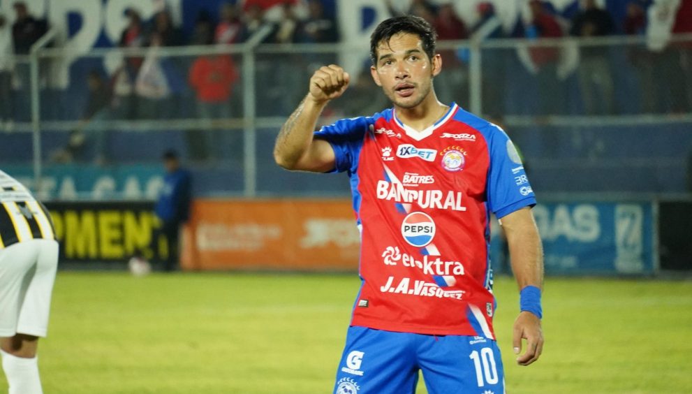 Xelajú MC goleó a Aurora en el inicio del Torneo Clausura 2026