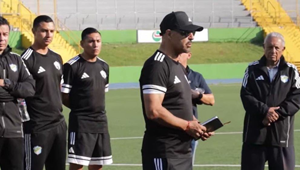 Figueroa: experiencia, disciplina y compromiso para rescatar a Comunicaciones