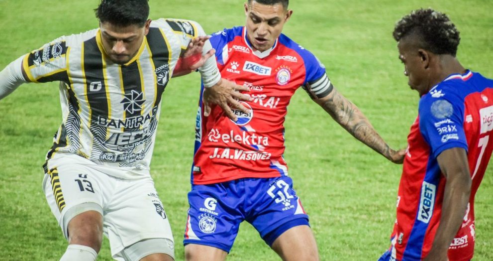 La Jornada 2 del Torneo Clausura 2026 continúa este sábado en el estadio Cementos Progreso, donde Comunicaciones recibe a Cobán Imperial, en un choque entre equipos que debutaron con triunfo. 