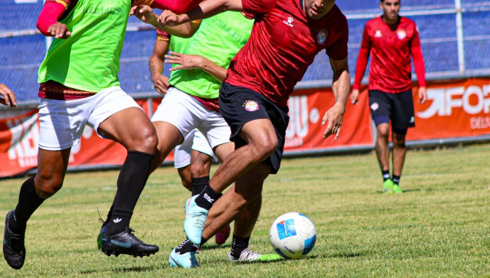 Xelajú MC y Aurora inauguran el Clausura 2026 en el Mario Camposeco